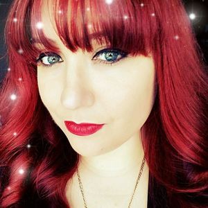 Meet your Posher, Hillary